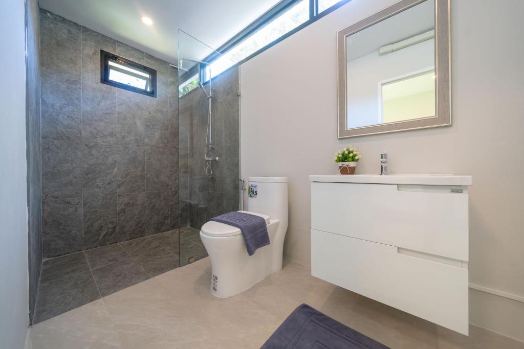 Sanook villas Nai Harn beach photo 3
