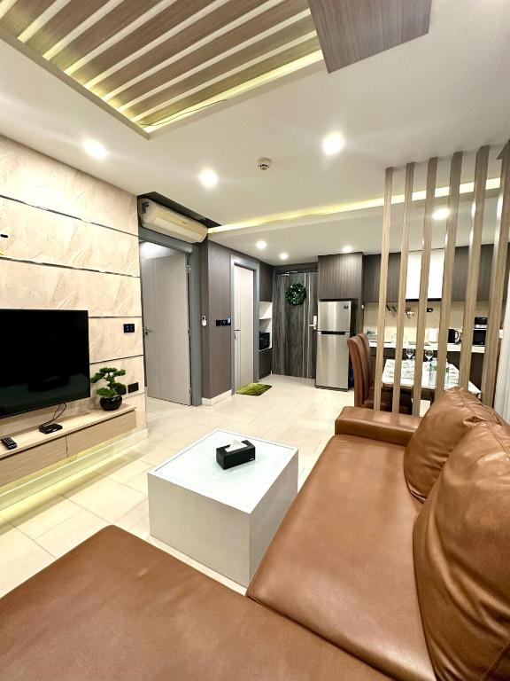 The Prim Grand Condo Wongamat N103 - Spacious apartment near the sea — photo 1