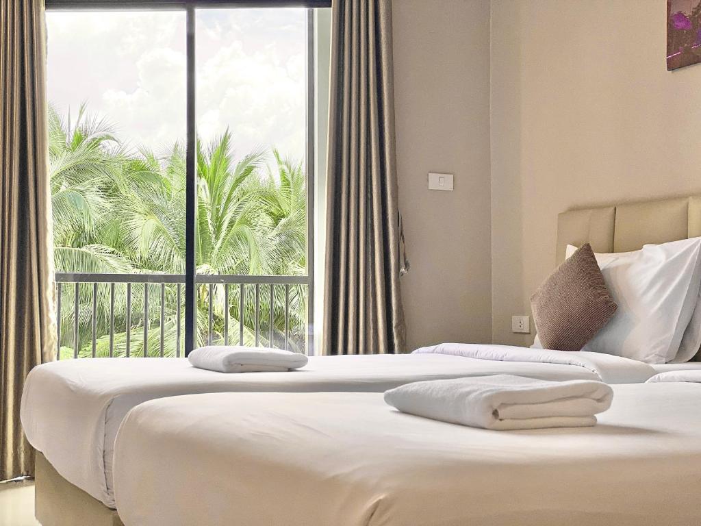The Coconut Hotel photo 2
