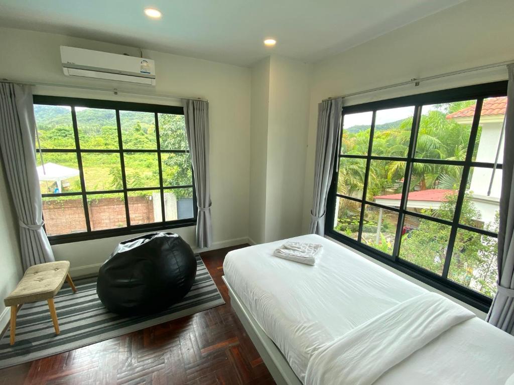 The Retreat Ao nang Private Pool Villa photo 2