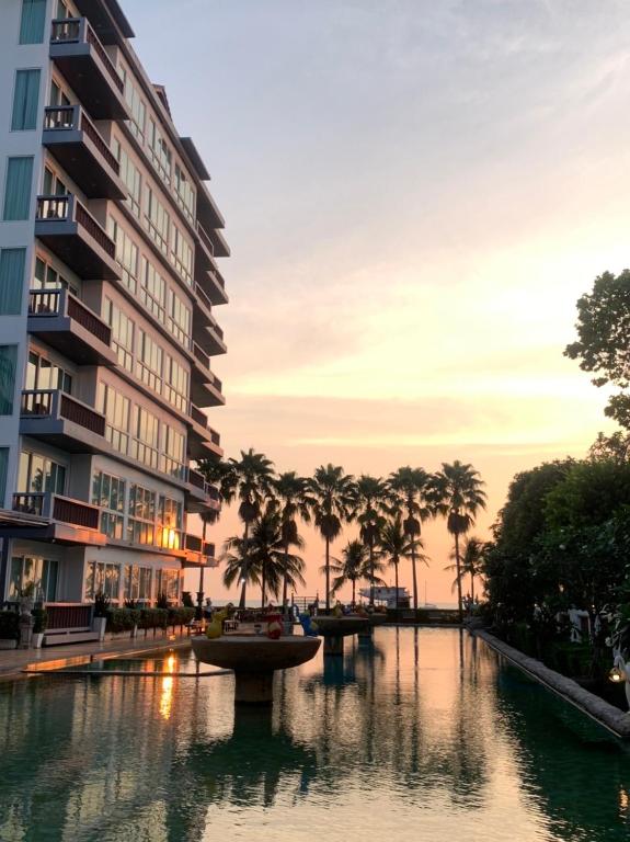 The Sand Beach Pattaya — photo 1