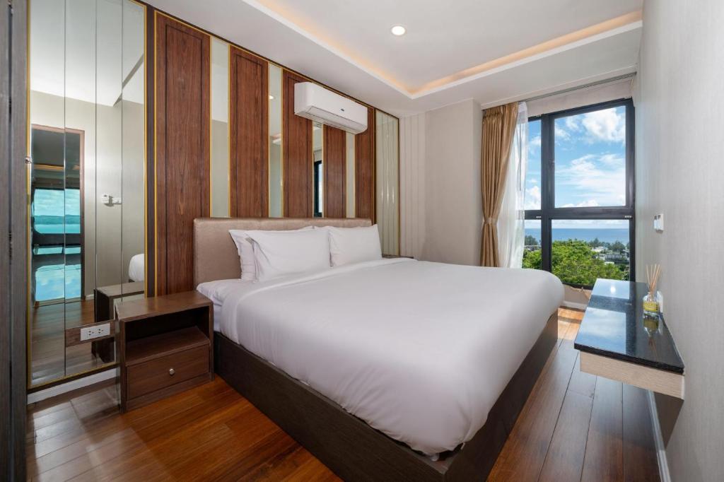 Surin sea view 3br apartment with jacuzzi photo 2