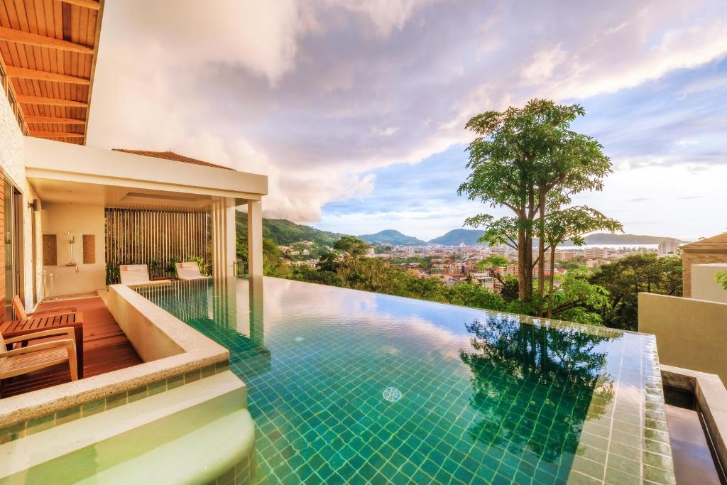 Club Wyndham Patong Hill Phuket — photo 1