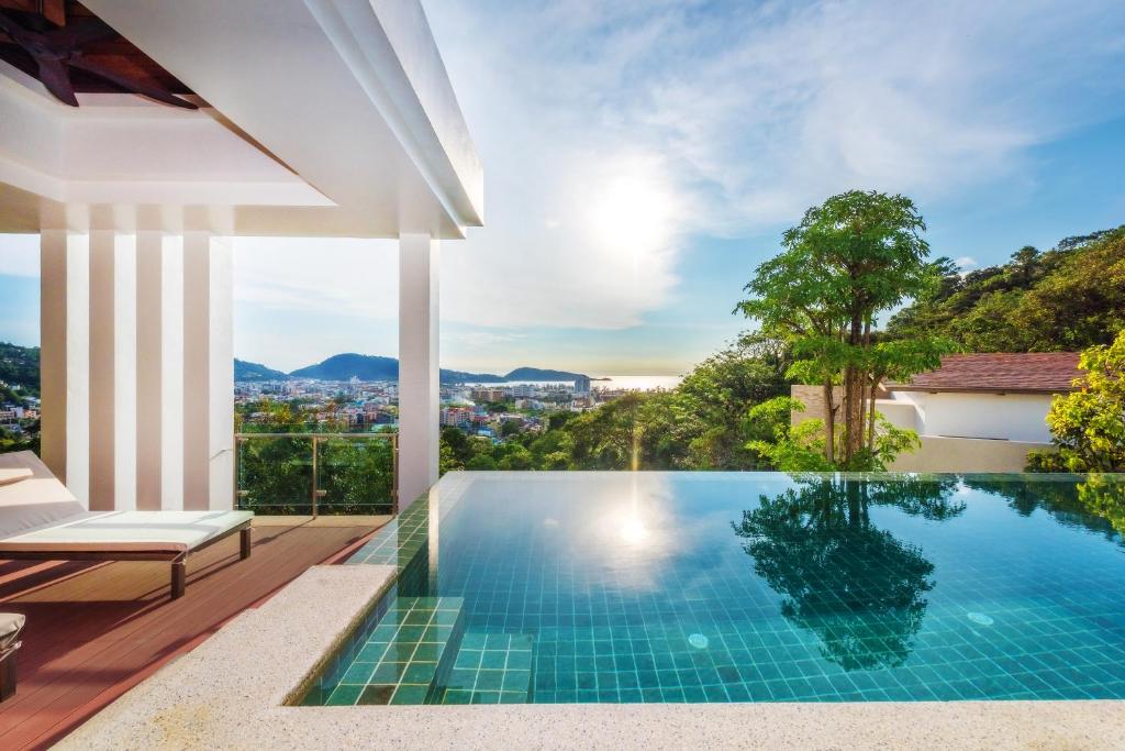Club Wyndham Patong Hill Phuket photo 3