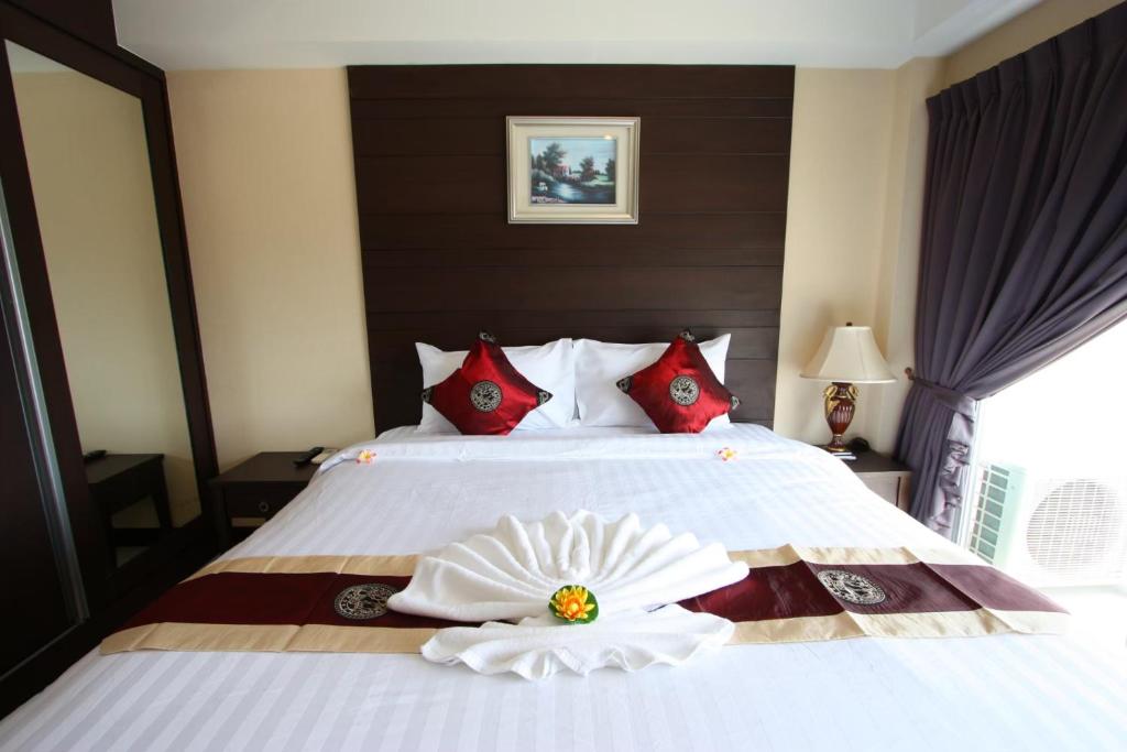 Valhalla Pattaya Hotel photo 2