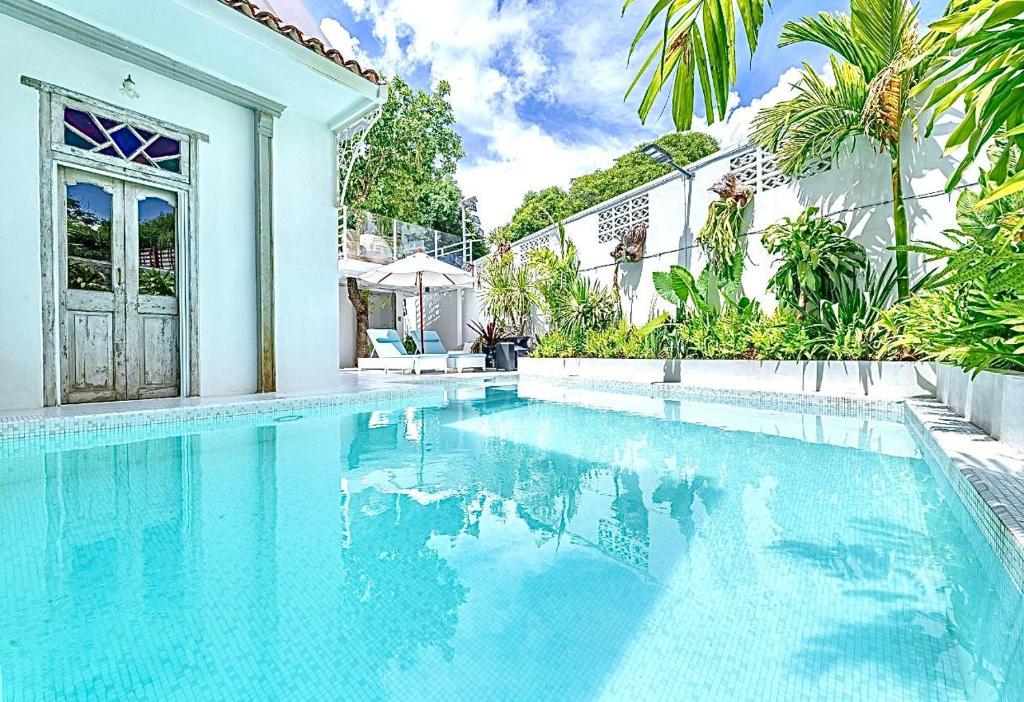 Santitham Pool Villa I 5 Bedrooms I walkable I Entire villa I Daily Housekeeping — photo 1