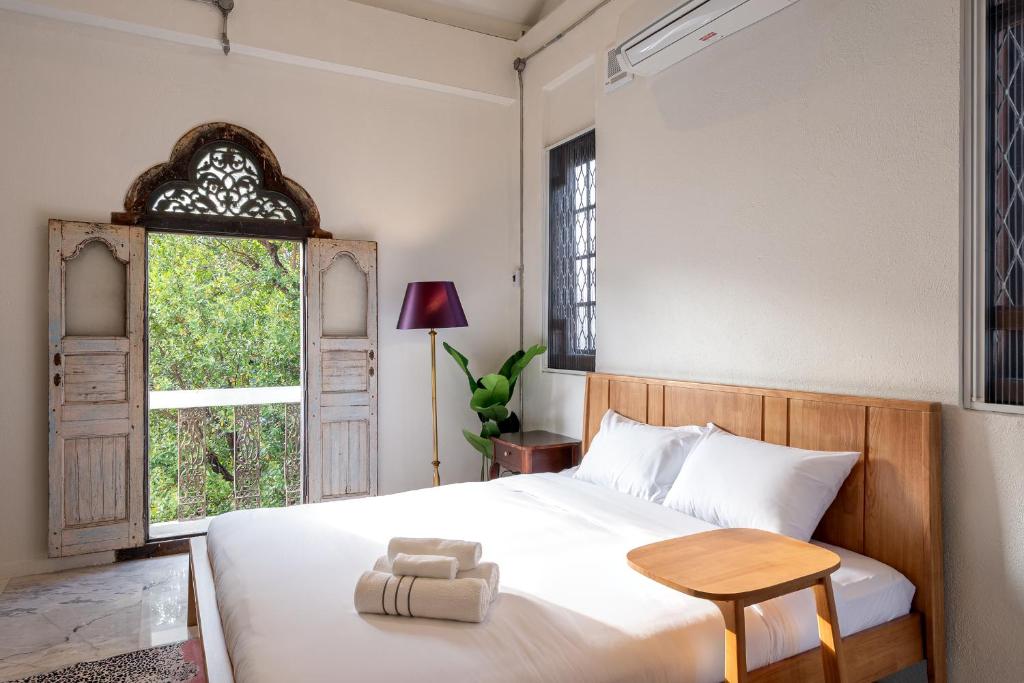 Santitham Pool Villa I 5 Bedrooms I walkable I Entire villa I Daily Housekeeping photo 2