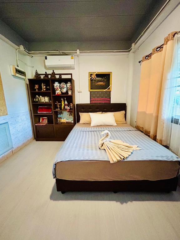 The Dreamcatcher Hostel Nathon SamuiSunset photo 3