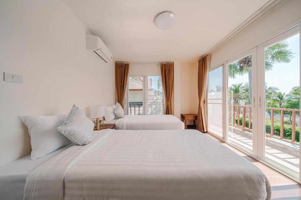 Samran Beach House by May photo 2