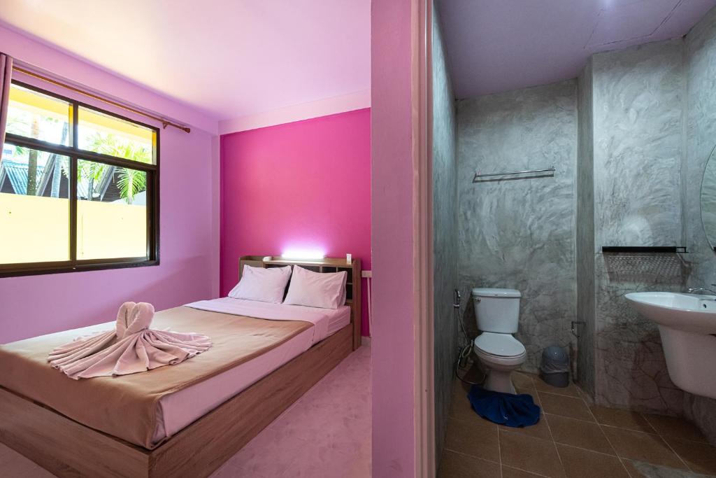 myPatong Social Hostel photo 3