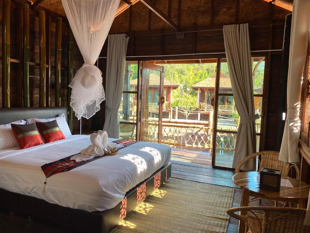 Say Love Baan Sapan บอกฮักบ้านสะปัน photo 2
