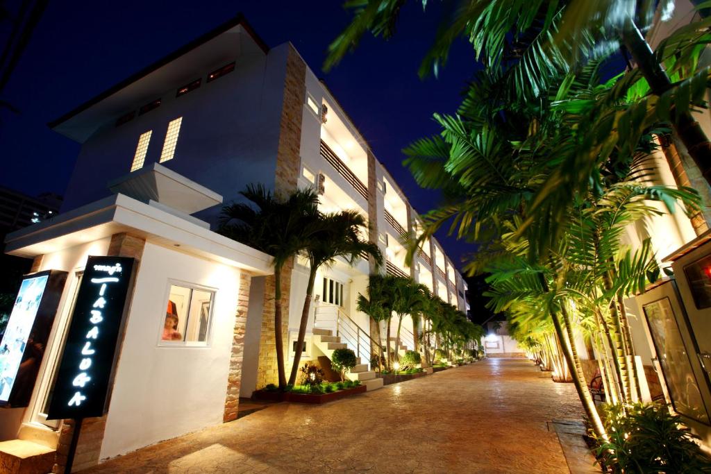 Hidden Palm Pool Villas photo 3