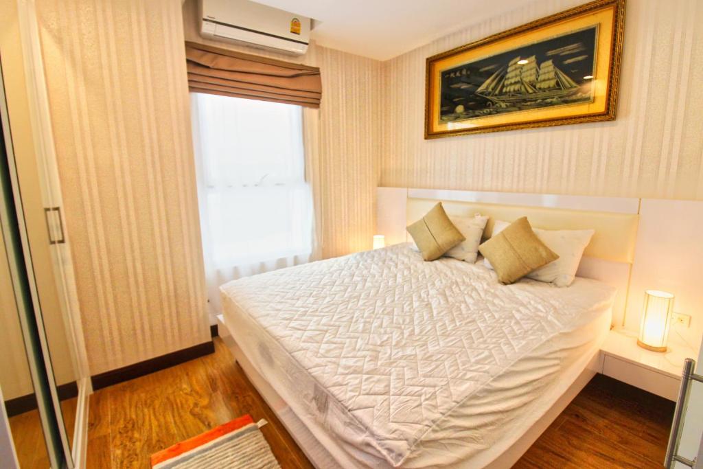 The Paradise Jomtien Beach - Direct Pool Access & Steps to Beach photo 2