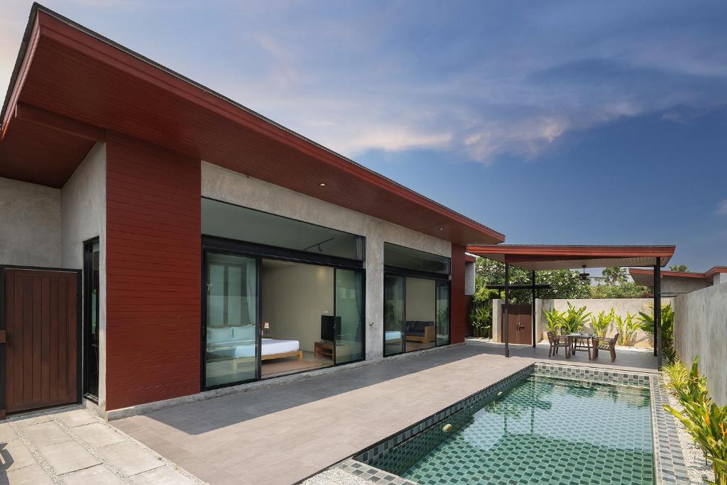 Sunday Sea Two Pool Villa Pattaya — photo 1