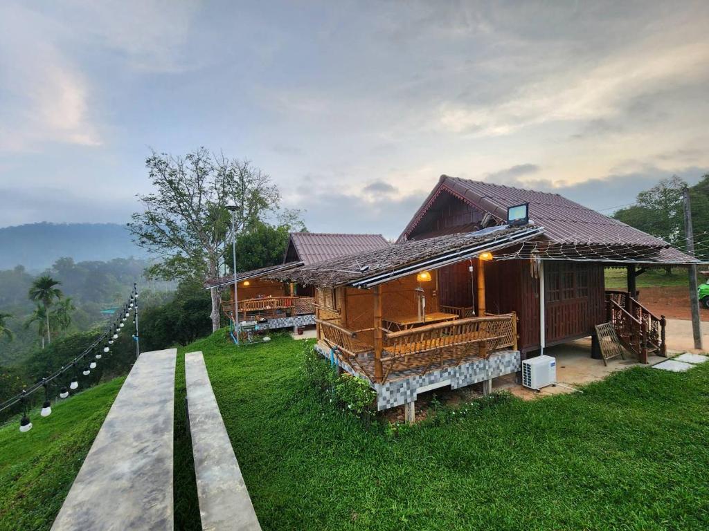 Phuthipthara Resort photo 2