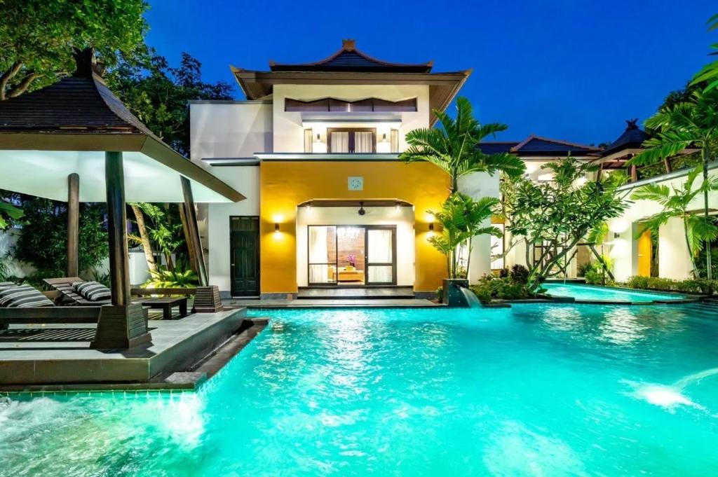 YiZen Boutique Phutara 5 Bedroom Villa — photo 1