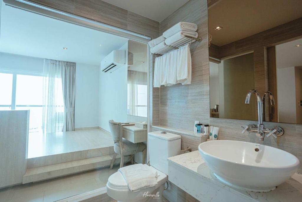 Worita Cove Hotel photo 3