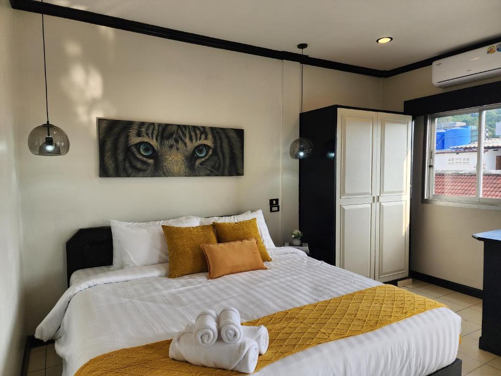 Wink City 2 Patong Center close to the Beach photo 2