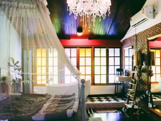 T-House BKK 2Floors near BTS with swimming pool and free Wifi photo 3
