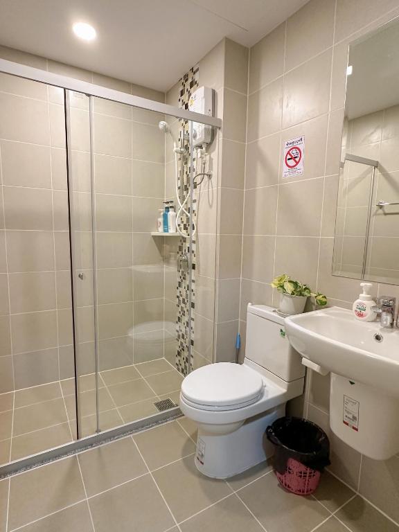 Lily's City Apartment - Phasi chareon Station photo 3