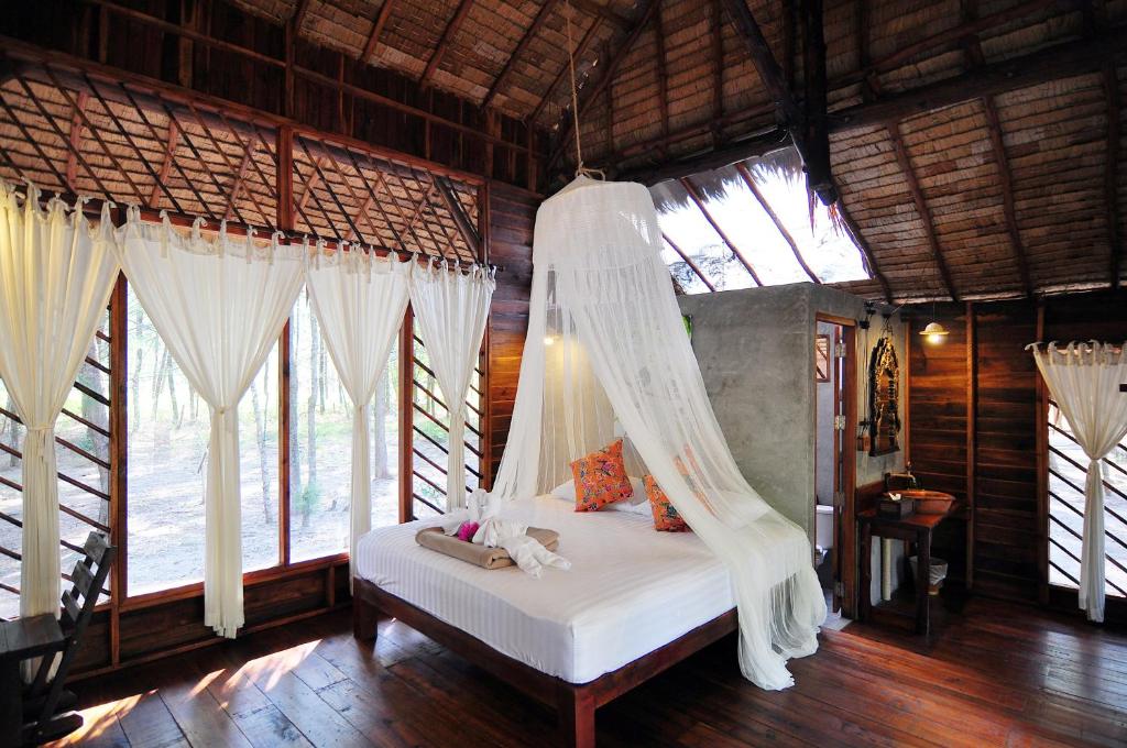 The Moken Eco Village photo 2