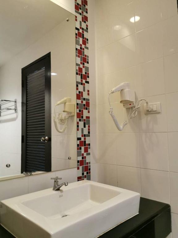 Tuana Hotels The Natural Resort photo 3