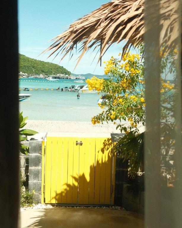 The Beach Road cabin kohlarn — photo 1