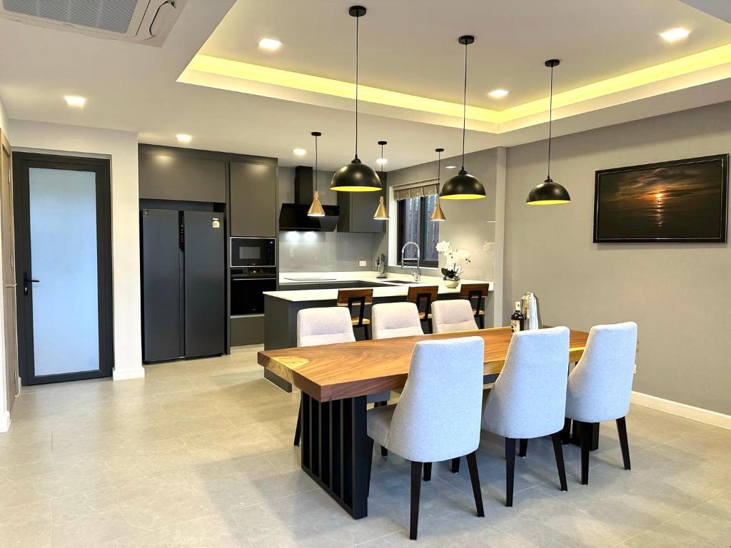 Zensiri Brand New Luxury Pool Villa photo 2