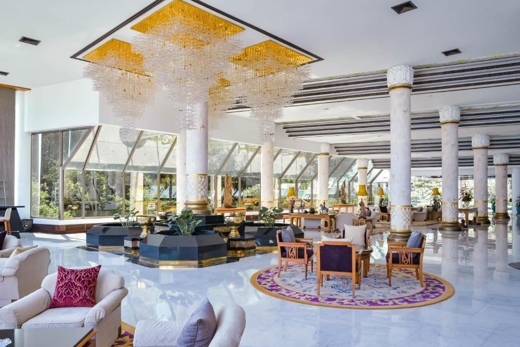 Royal Wing Suites & Spa Pattaya photo 3