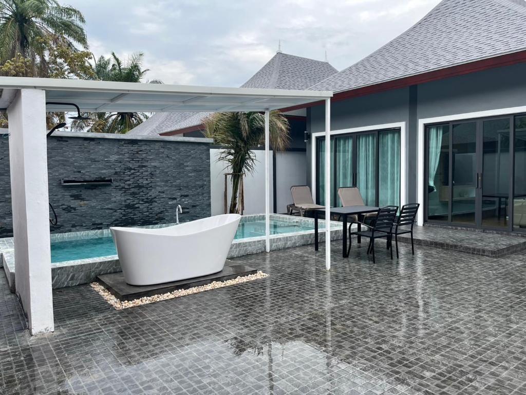 The M Millions Pool Villa — photo 1