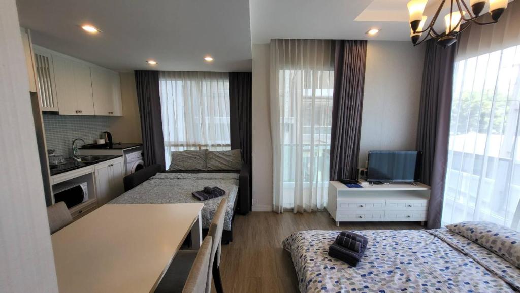 The Blu X Condo Bangsean R9 photo 3