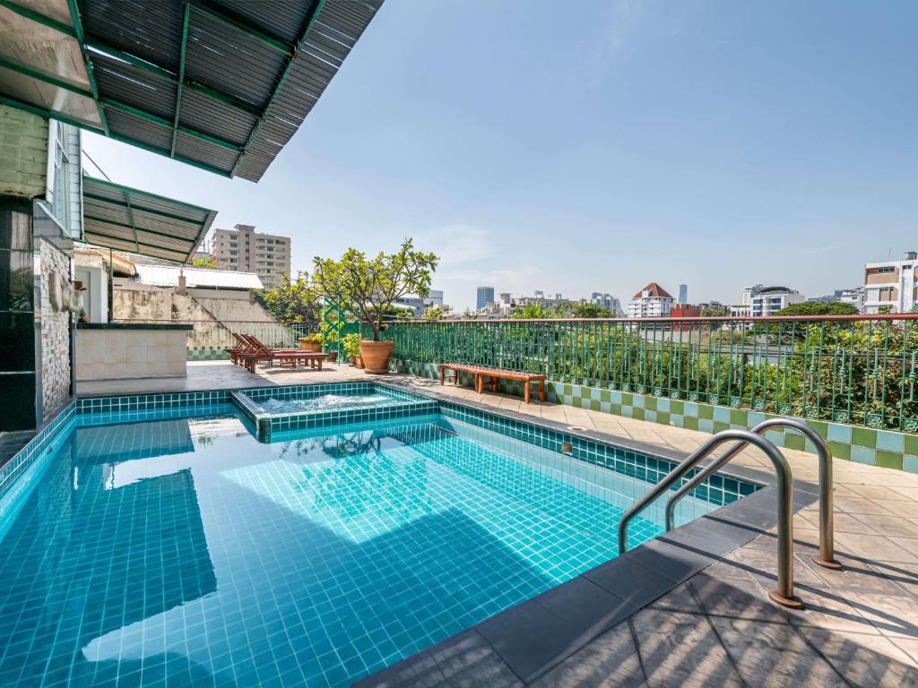 Royal Ivory Sukhumvit Nana photo 3