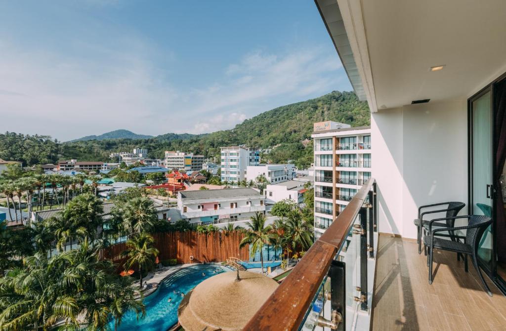 The Beach Heights Condotel Kata 500 meters to Kata beach — photo 1