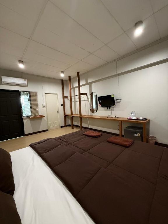 theriverhouse photo 2