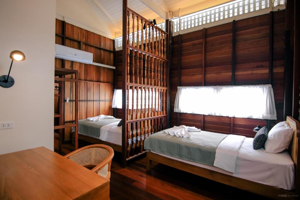 rongmai mahachai cafe and stay photo 2