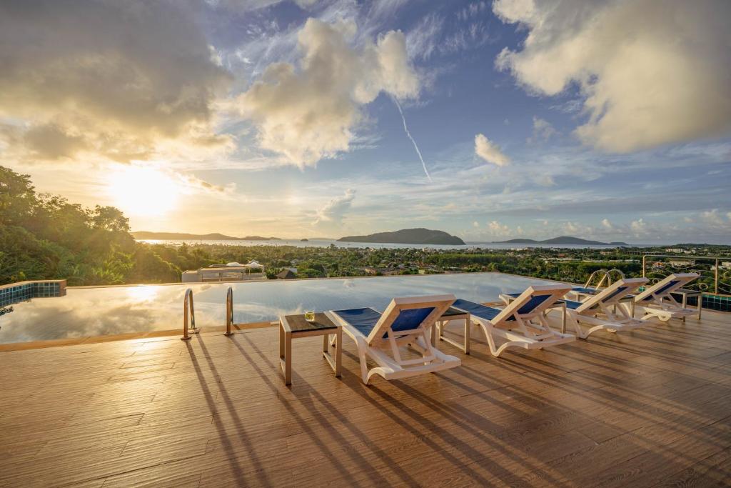 The View Rawada Phuket photo 2