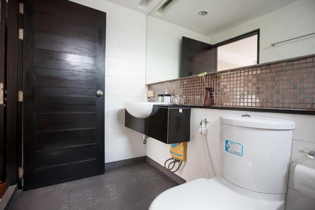 Snooze Hotel Thonglor Bangkok photo 3