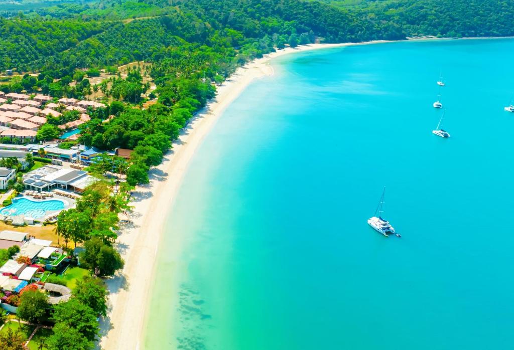 Royal Yao Yai Island Beach Resort photo 2