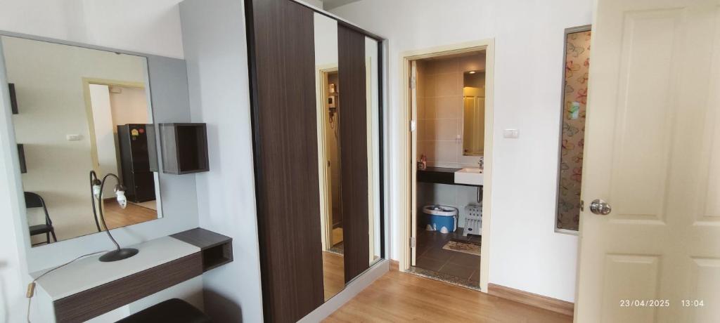 Supalai Mare 1-Bedroom Condo with Balcony & Sea View photo 3