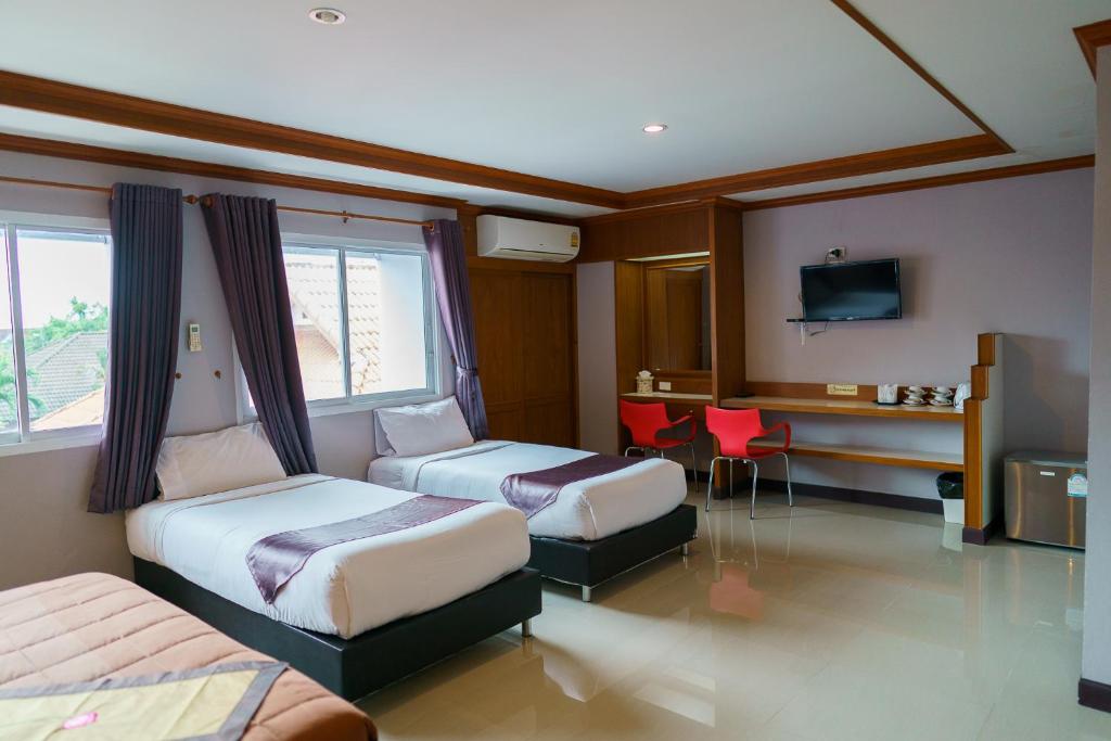 Thungtawan Hotel photo 2