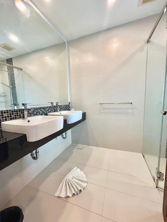 1 Bedroom Rawai Walk to beach photo 3