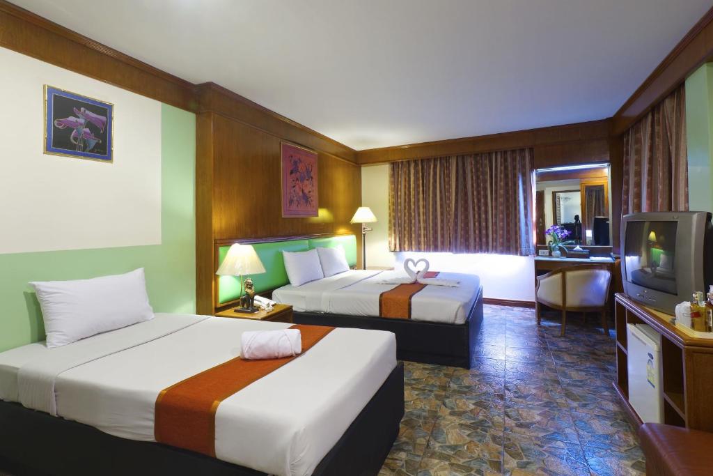 Silom Avenue Inn photo 2