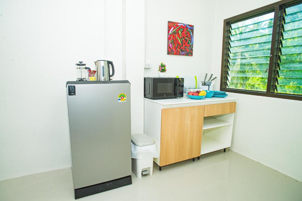 Songbird Suites - Deluxe 2 Bedroom photo 3