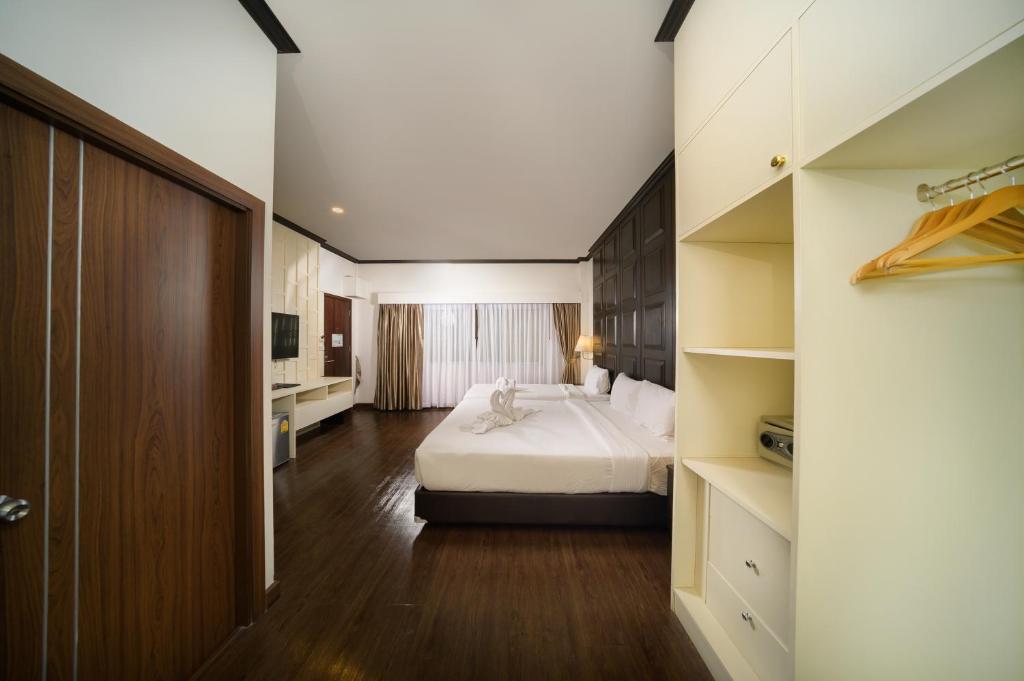 The Wing Lanna Hotel photo 2