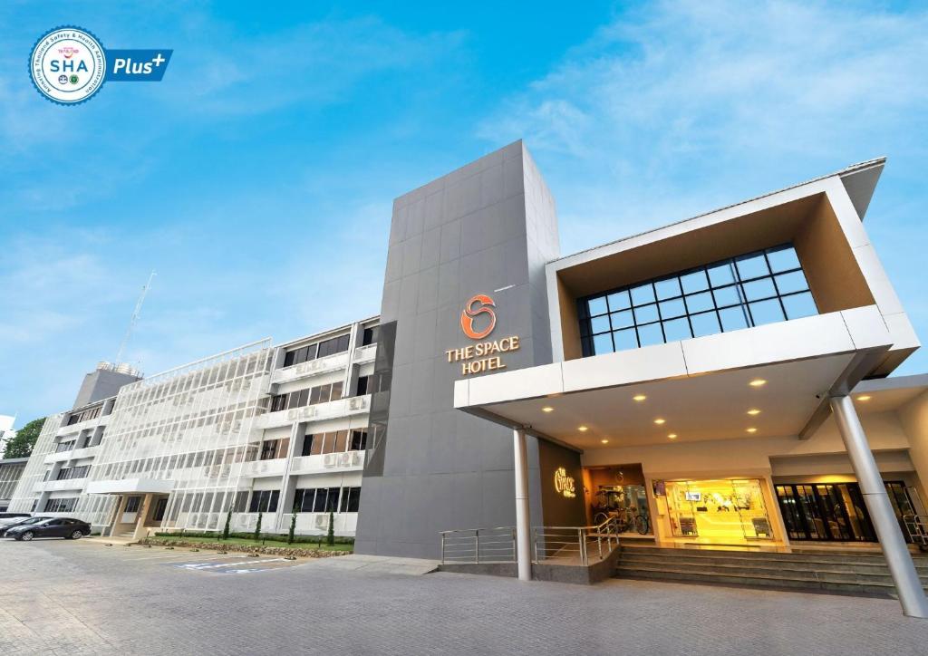The Space Hotel Lampang — photo 1