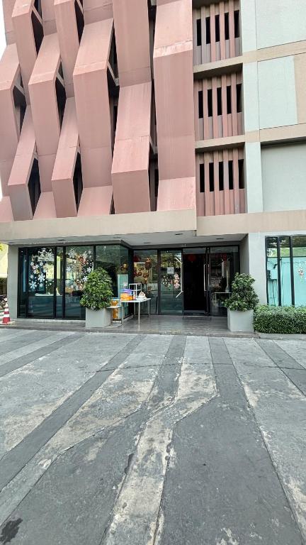 The Gallery condominium — photo 1