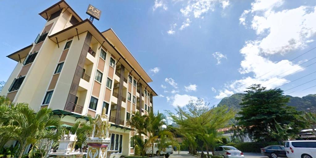 T.P. Place Hotel — photo 1