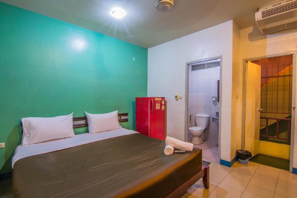 Sutus Court 5 photo 2
