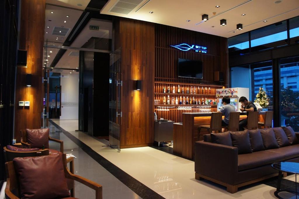 Serenotel Pattaya photo 2