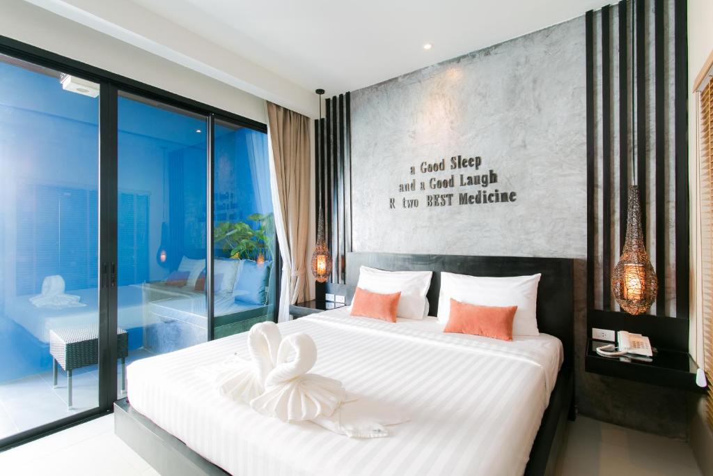 The House Patong photo 2